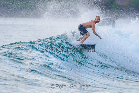 Whale_Beach_211220_064926_0110