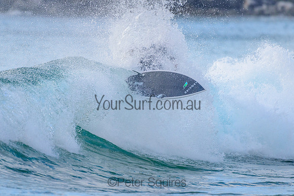 Whale_Beach_211220_065032_0124
