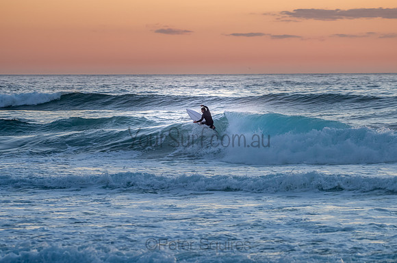 Whale_Beach_200921_05-47-42_0024