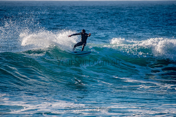 Whale_Beach_200921_07-19-10_0240
