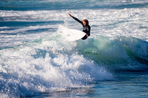 Whale_Beach_200921_07-26-03_0290
