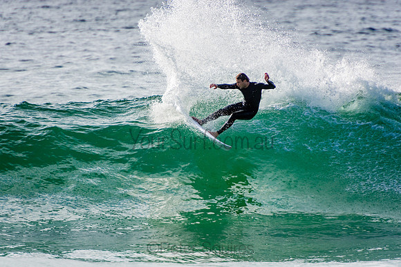 Whale_Beach_200929_07-52-24_0044