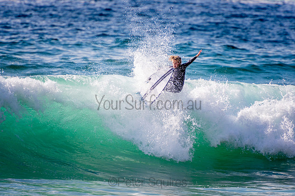 Whale_Beach_200929_08-21-30_0336