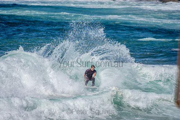 Avalon_Beach_201001_11-03-08_0492