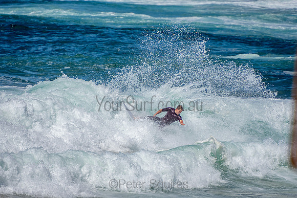 Avalon_Beach_201001_11-03-08_0493