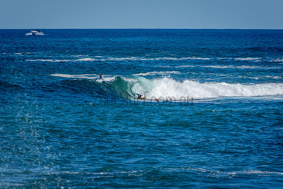 Avalon_Beach_201001_11-06-04_0518