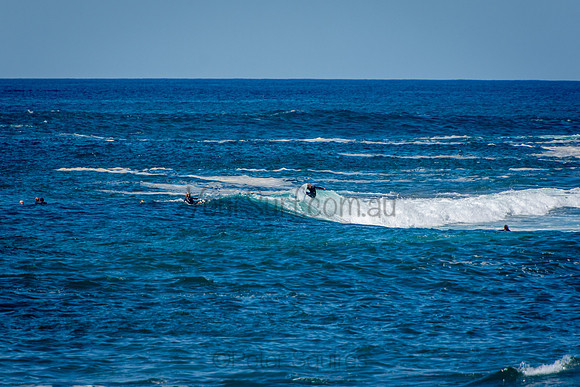 Avalon_Beach_201001_11-06-19_0523
