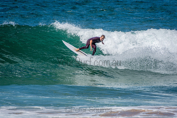 Avalon_Beach_201001_11-15-37_0612