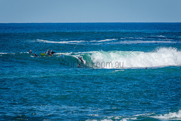 Avalon_Beach_201001_11-17-28_0625