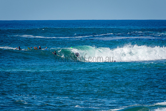 Avalon_Beach_201001_11-17-29_0626