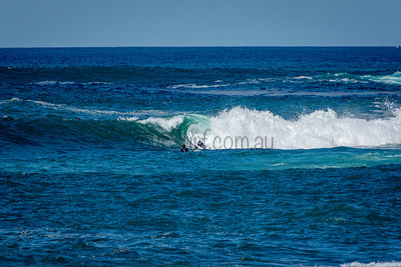 Avalon_Beach_201001_11-17-30_0628