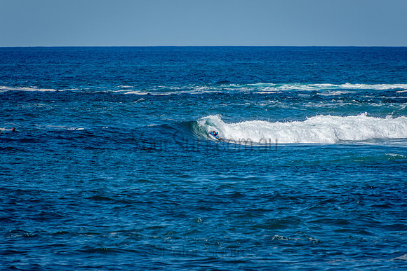 Avalon_Beach_201001_11-26-06_0696