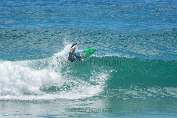Whale_Beach_201009_11-01-41_0057
