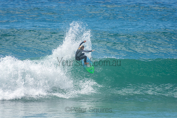 Whale_Beach_201009_11-01-41_0058
