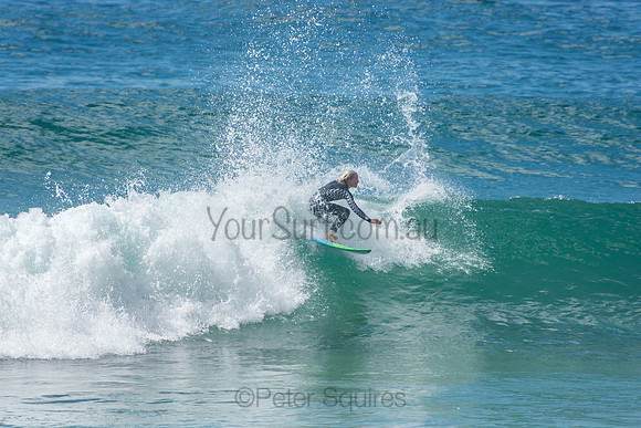 Whale_Beach_201009_11-01-41_0060