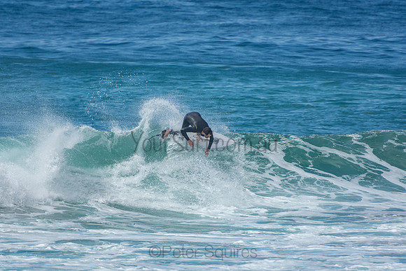 Whale_Beach_201009_11-07-30_0118