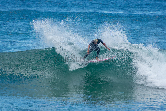 Whale_Beach_201009_11-28-04_0251
