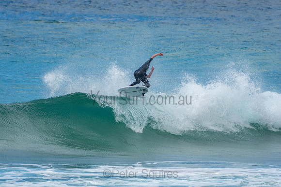 Whale_Beach_201009_11-34-36_0334