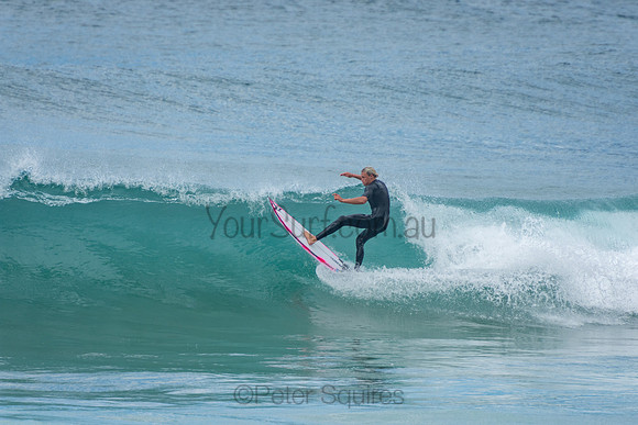 Whale_Beach_201009_11-38-20_0377