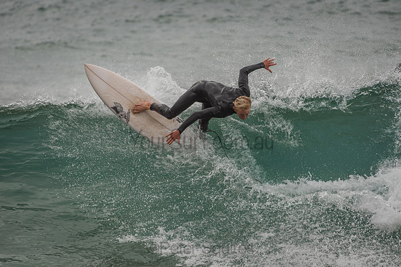 Whale_Beach_201018_08-28-17_0183