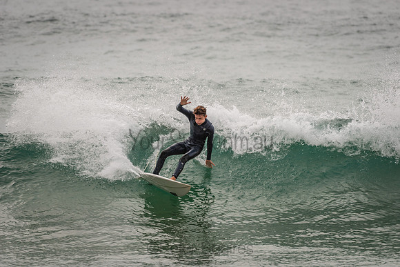 Whale_Beach_201018_08-39-15_0230