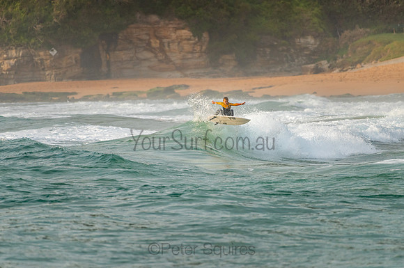 Whale_Beach_201022_07-17-09_0036