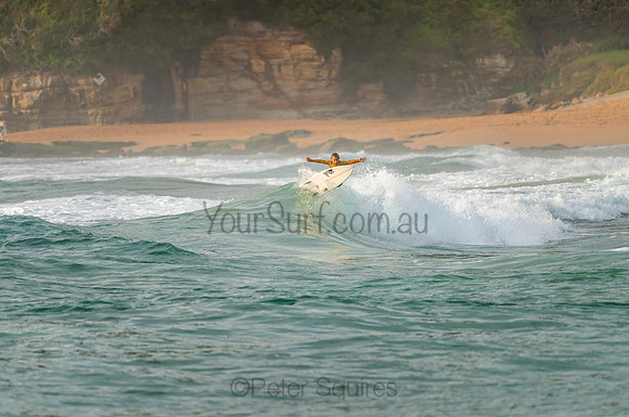 Whale_Beach_201022_07-17-09_0035E