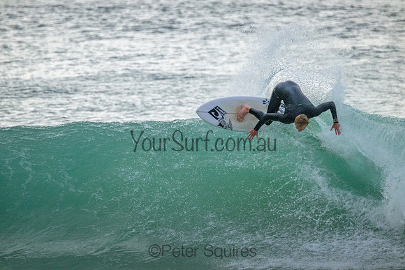 Whale_Beach_220809_081426_0024