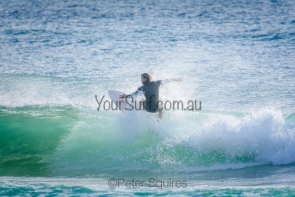 Whale_Beach_211229_075432_0080