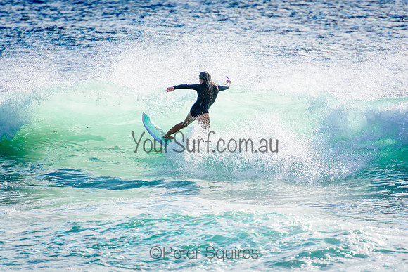 Whale_Beach_211229_075853_0110