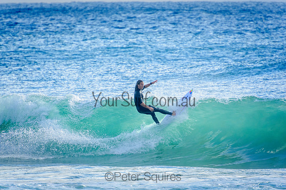 Whale_Beach_211229_080132_0128