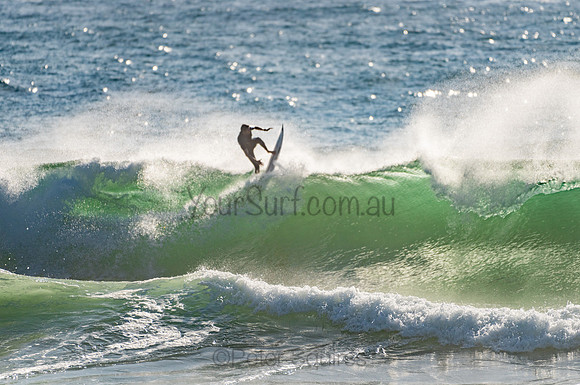 Whale_Beach_201103_07-58-33_0005