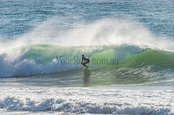 Whale_Beach_201103_08-03-56_0023