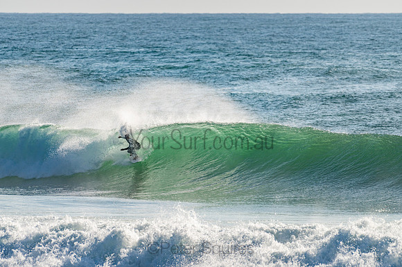 Whale_Beach_201103_08-04-55_0030