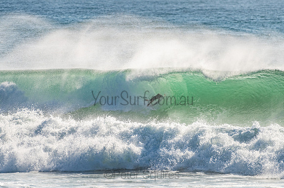 Whale_Beach_201103_08-17-29_0071