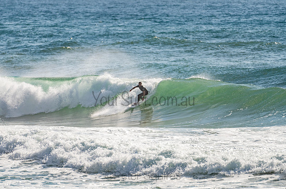 Whale_Beach_201103_08-37-27_0208