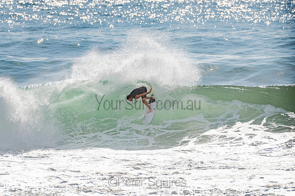 Whale_Beach_201103_08-46-16_0250