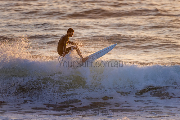Whale_Beach_201120_055916_0001