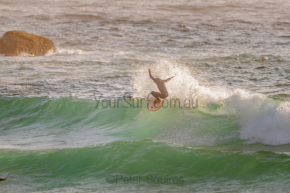 Whale_Beach_201120_065052_0050