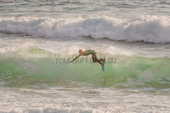 Whale_Beach_201120_070059_0118