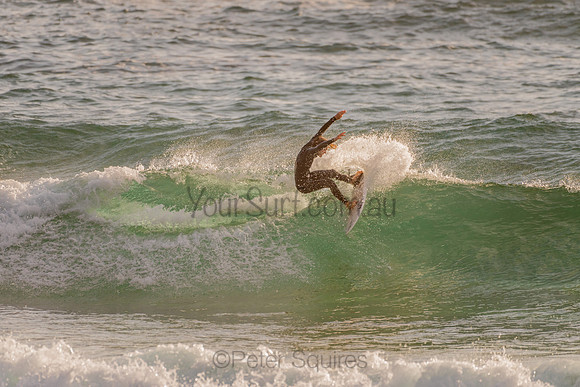 Whale_Beach_201120_070135_0124