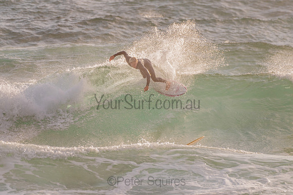Whale_Beach_201120_070215_0136