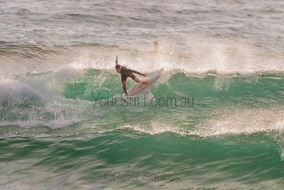 Whale_Beach_201120_070826_0202