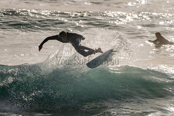 Whale_Beach_201120_071330_0280