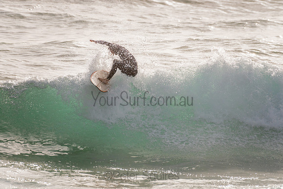Whale_Beach_201120_071359_0288