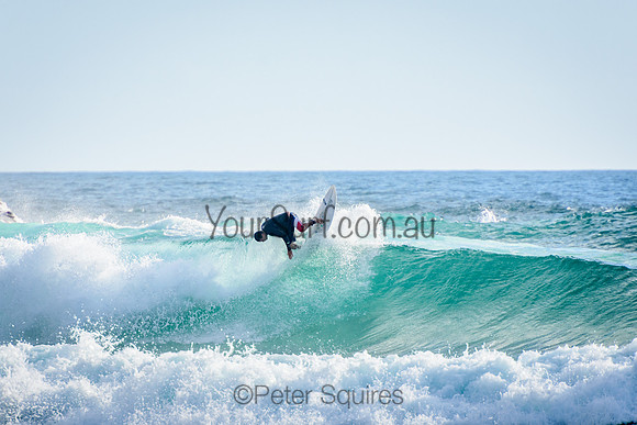 Whale_Beach_220103_073508_0092