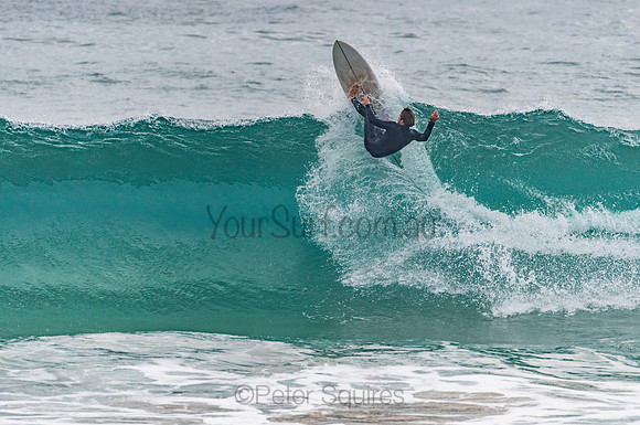 Whale_Beach_201204_071737_0053