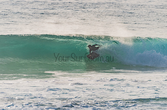Whale_Beach_201204_072726_0121