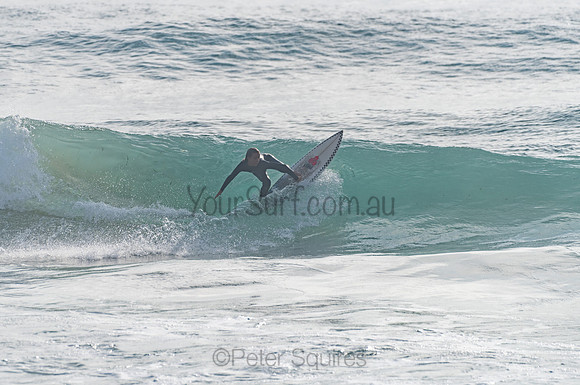 Whale_Beach_201204_073032_0139