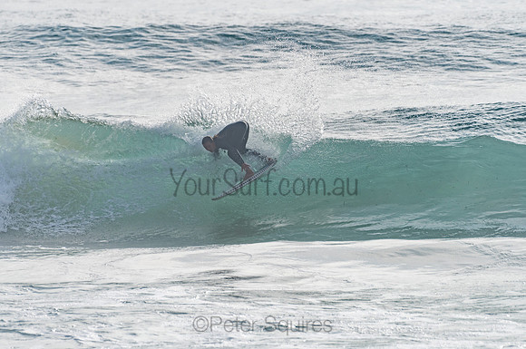 Whale_Beach_201204_073032_0142